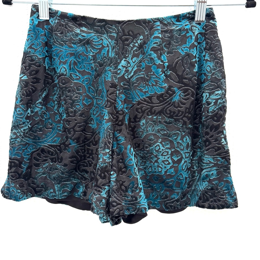 ASOS Cerulean High Rise Velvet Shorts Size 0